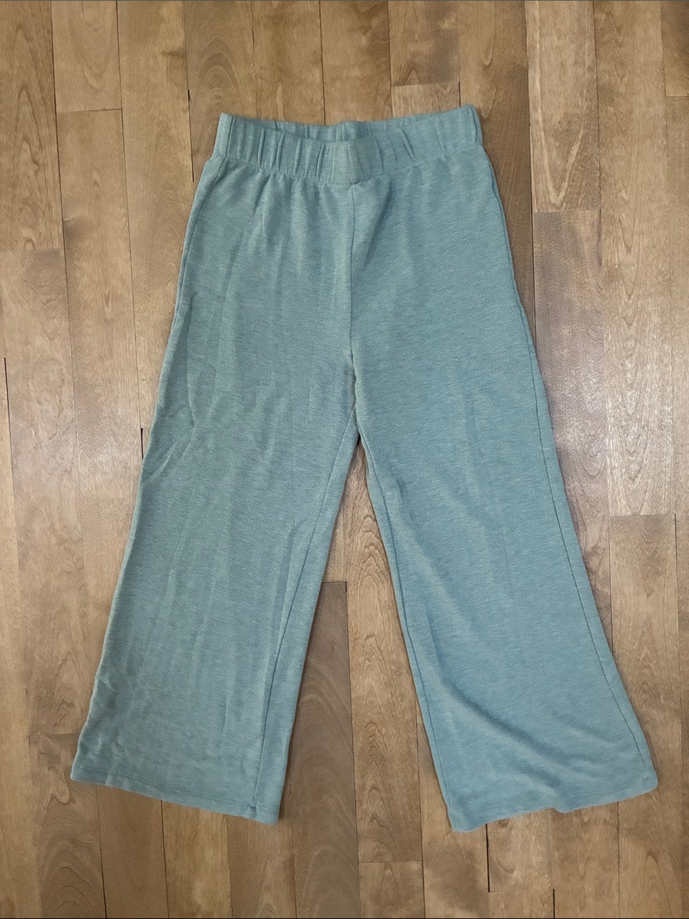 Relaxed Wide-Leg Knit Pants in Sage